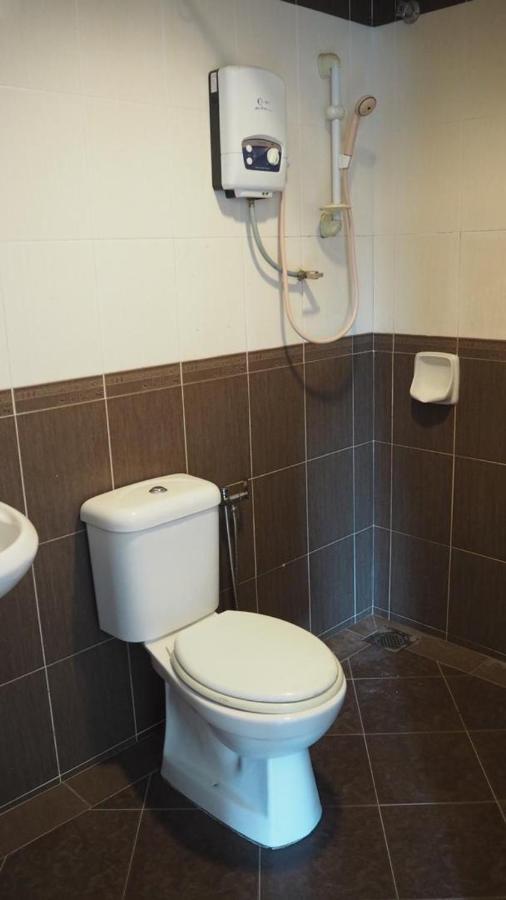 906 Hotel Melaka Raya Екстер'єр фото
