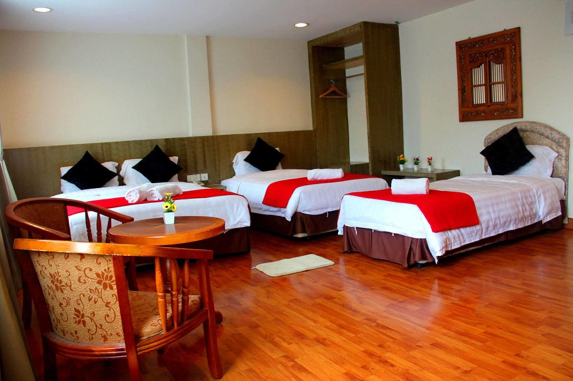 906 Hotel Melaka Raya Екстер'єр фото